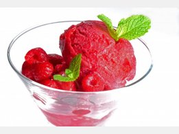 Raspberry Sorbet with Mint