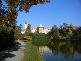 Pruhonice - park a castle (UNESCO)